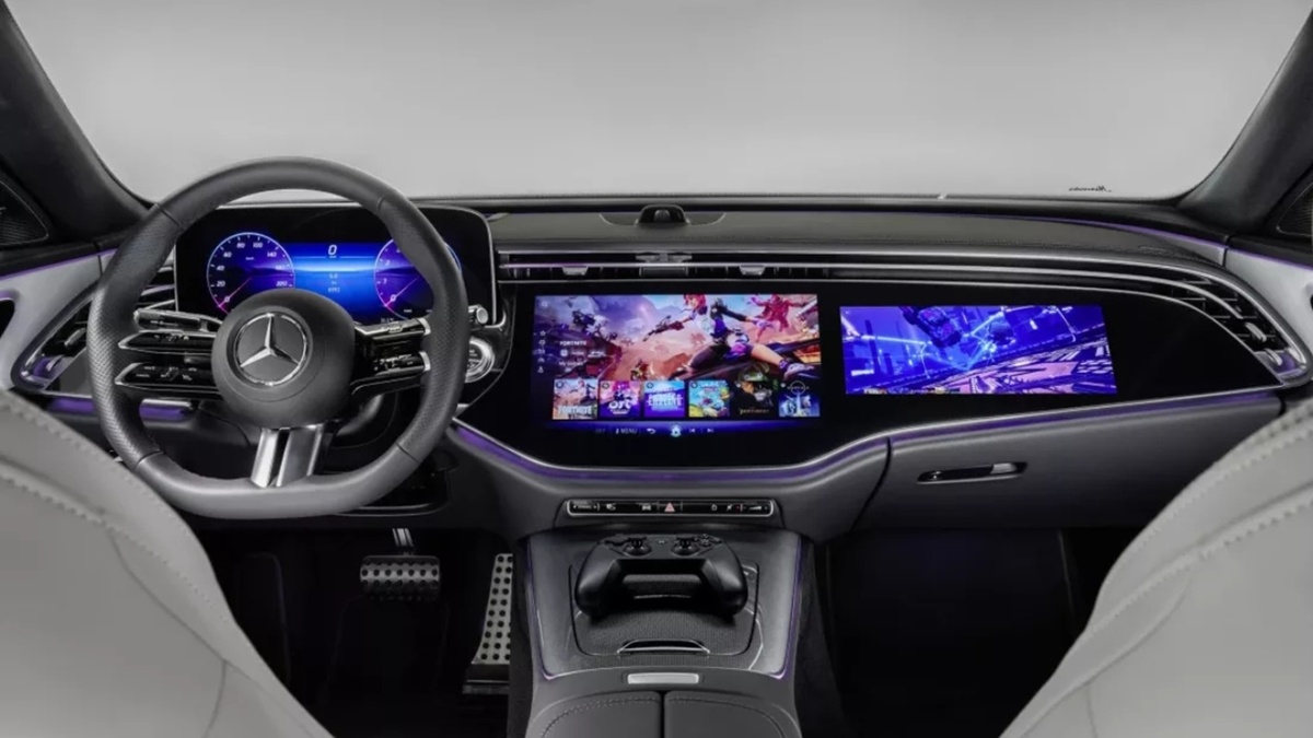    Mercedes-Benz
