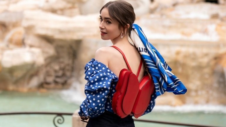    Кадр из сериала «Эмили в Париже»