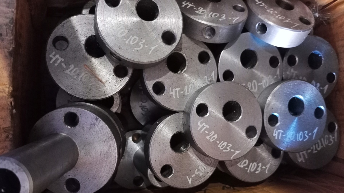 Запчасти к раздатке 4Т-20А.400