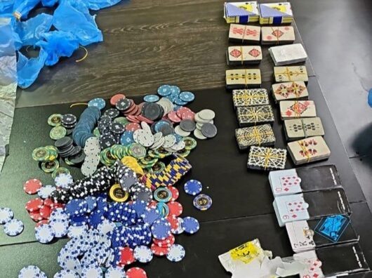    в колонии нашли игральные карты и фишки для азартных игр // фото: пресс-служба УФСБ по Ростовской области