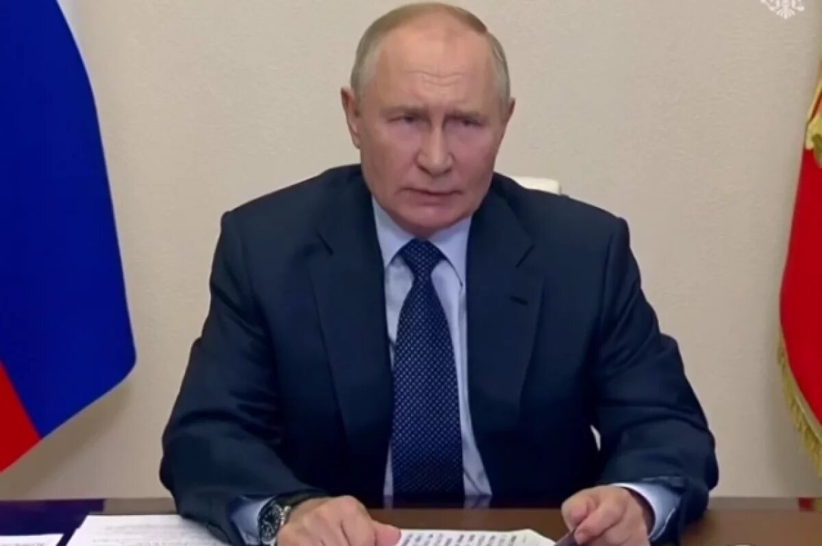    Путин поручил без заявлений выплачивать деньги пострадавшим в приграничье