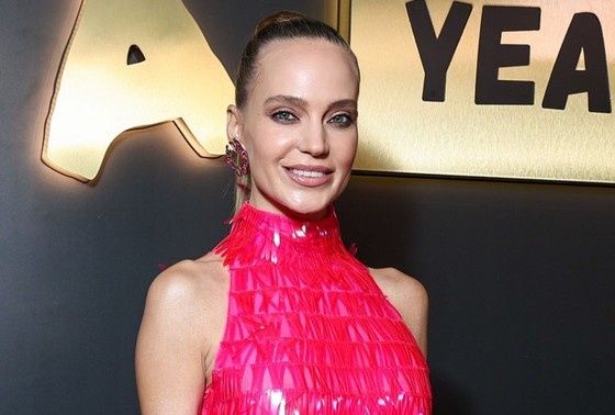    Певица Глюк’оZа