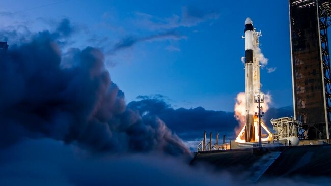     Прожиг первой ступени ракеты Falcon 9, которая запустит миссию Polaris Dawn    
 Источник: SpaceX