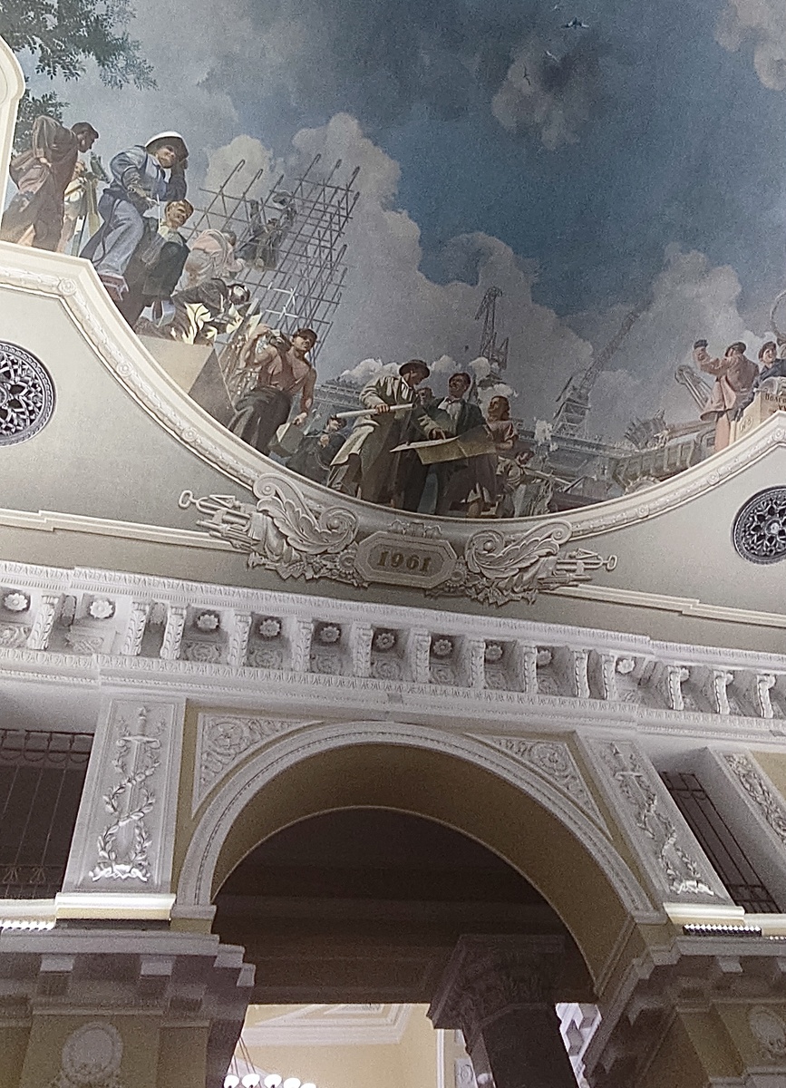 Командировка. Вокзал в Волгограде,