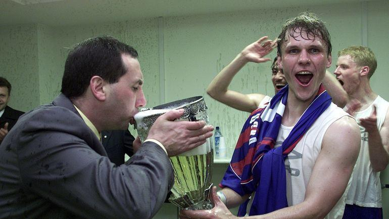12 мая 2002 года. Москва. ЦСКА - «Зенит» - 2:0. Евгений Гинер и Андрей Соломатин. Фото Александр Федоров, «СЭ»