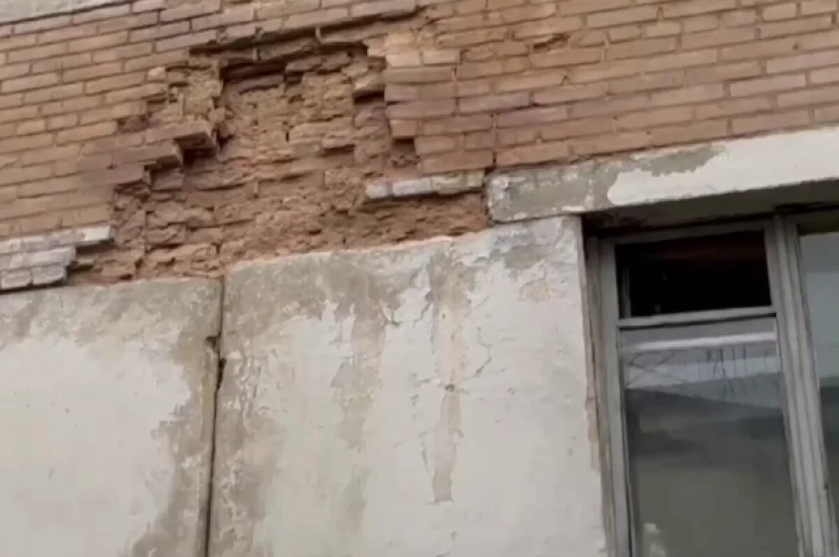    Челябинское общежитие отремонтируют после жалоб жильцов на протечку крыши