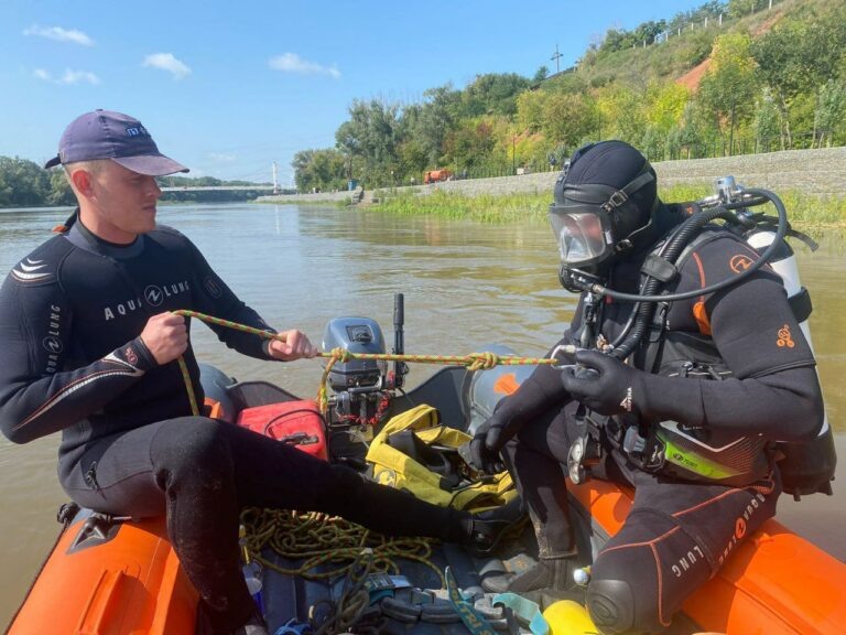   Уже неделю ищут пропавшего подростка около пляжа на Красной площади в Оренбурге Белов Михаил Александрович