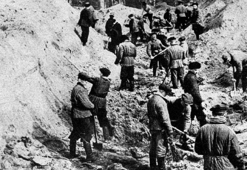 Польские офицеры в лагере под Катынью, фото в интернетах датируется 1939 годом