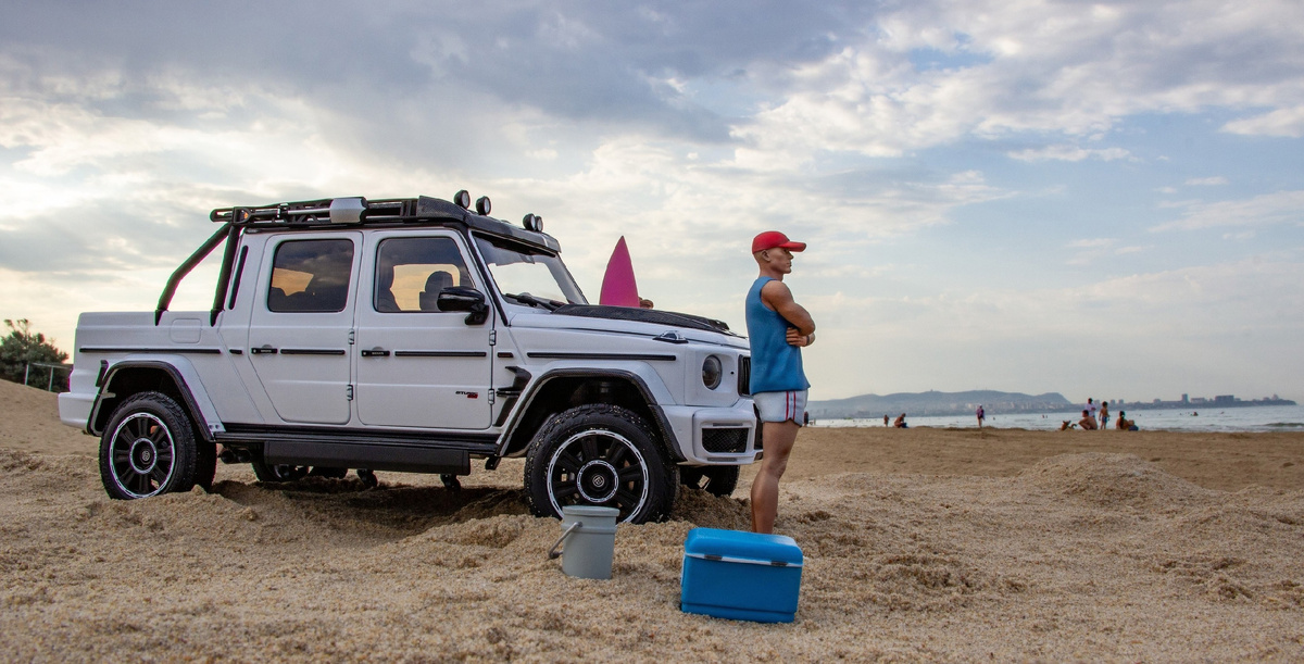 Диорама в масштабе 1/18. Главное действующее "лицо" - модель Brabus G 800 Adventure XLP - 2020 в масштабе 1/18 . Производитель: Almost Real. Автор - Алексей Плющенко (г. Пятигорск) © 2024 год