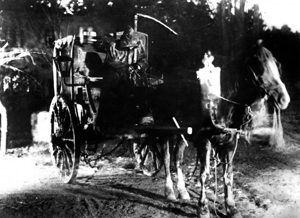 жуткий "серый экипаж"