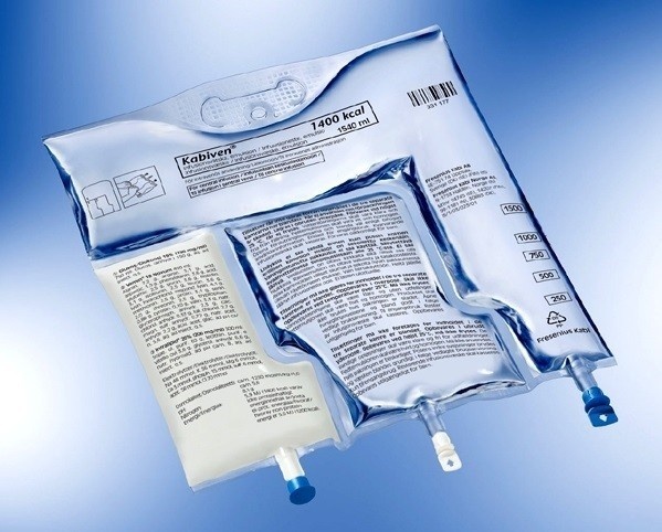 В ходе подготовки смеси к введению ячейки обычно объединяют, смешивая компоненты. ВВодят медленно, длительно, обычно несколько часов.