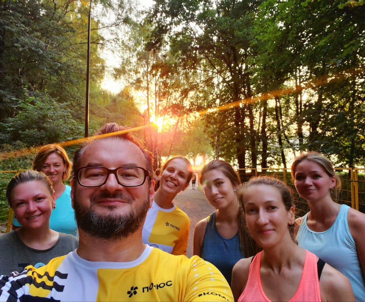 Лето 2021г. На фото беговая команда УК Полюс (главная золотодобывающая компания РФ).