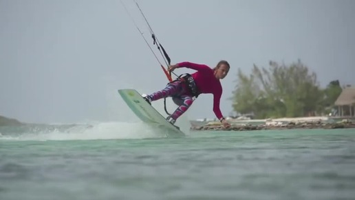 Kitesurf Manuela Jungo en Guanaja, Honduras