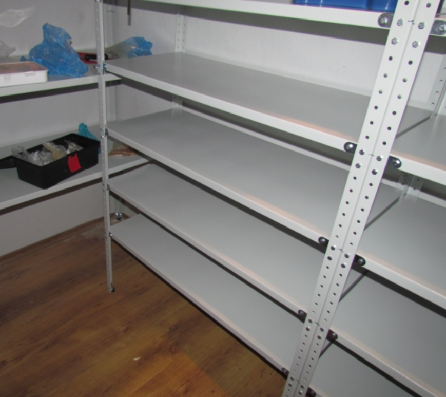 Фото стеллажа для дома на базе СЛК от Склад Ру