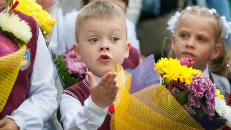     Первоклассник. Школа. Олег Богданов