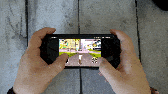 Так игры работают на Android-смартфоне с видеоускорителем Adreno 650. Разрешение было увеличено в 6 раз — ролик ускорен, чтобы файл с анимацией не превысил допустимый размер