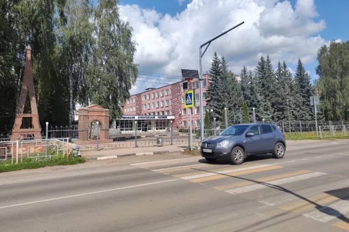    Дорогу к трем учебным заведениям отремонтировали в Перевозе