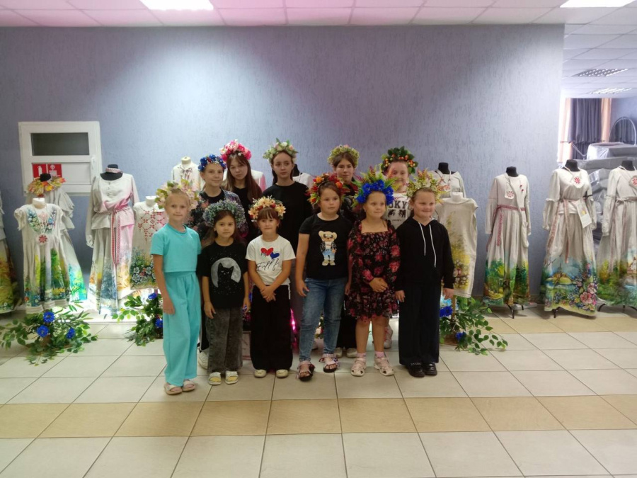     Рассказываем, как воспитанники лагеря "Радуга" постигали азы краеведения