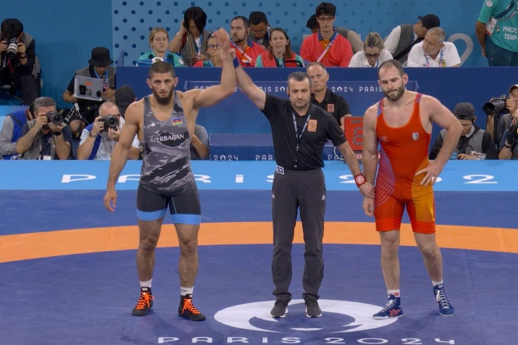 Бывший дагестанский борец Магомедхан Магомедов (слева) выступал за Азербайджан. Фото: "Чемпионат.ру".