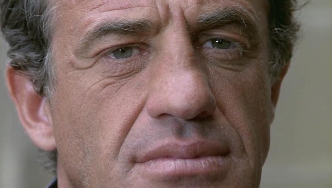 "Профессионал". 1981 г. Кадры из фильма (источник фото: https://ru.kinorium.com/76477/gallery/)