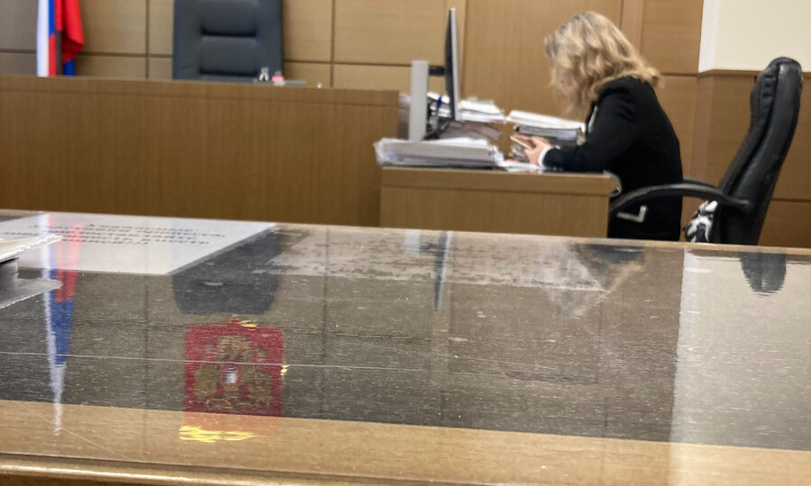 Женщина подарила квартиру лучшей подруге. Родственники пытались оспорить дарение. Продолжение…