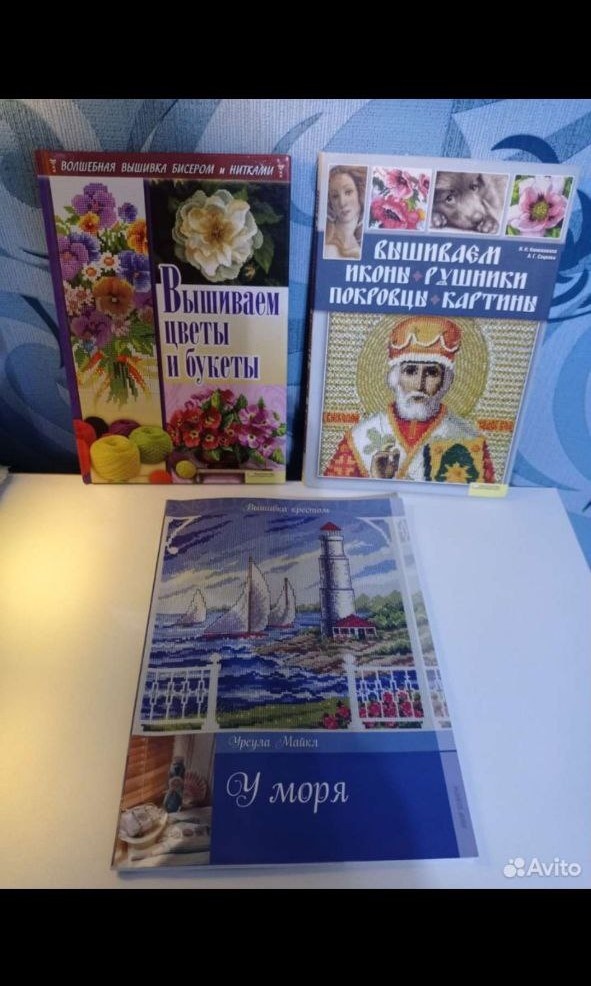 Красивые сюжеты, но не вижу смысла хранить книги.