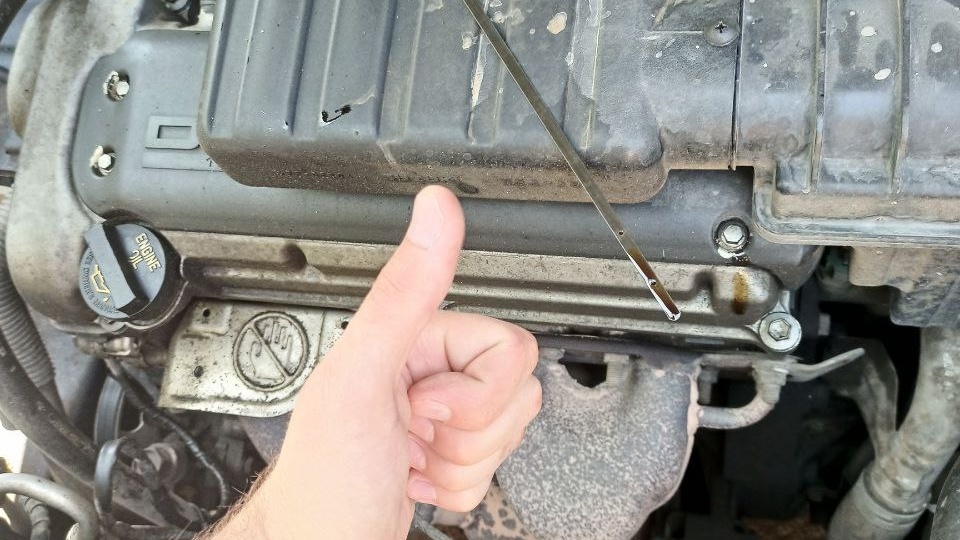 Могу победить "масложор" практически на любой машине, универсальной "таблетки" нет, но есть рабочий "рецепт"