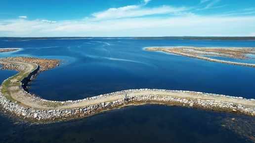 Муксалмская дамба на Cоловецких островах в Белом море