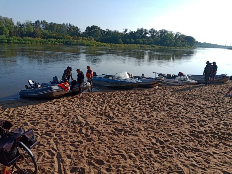    В Оренбурге продолжаются поиски подростка, пропавшего около пляжа на Красной площади Кристина Просвиркина