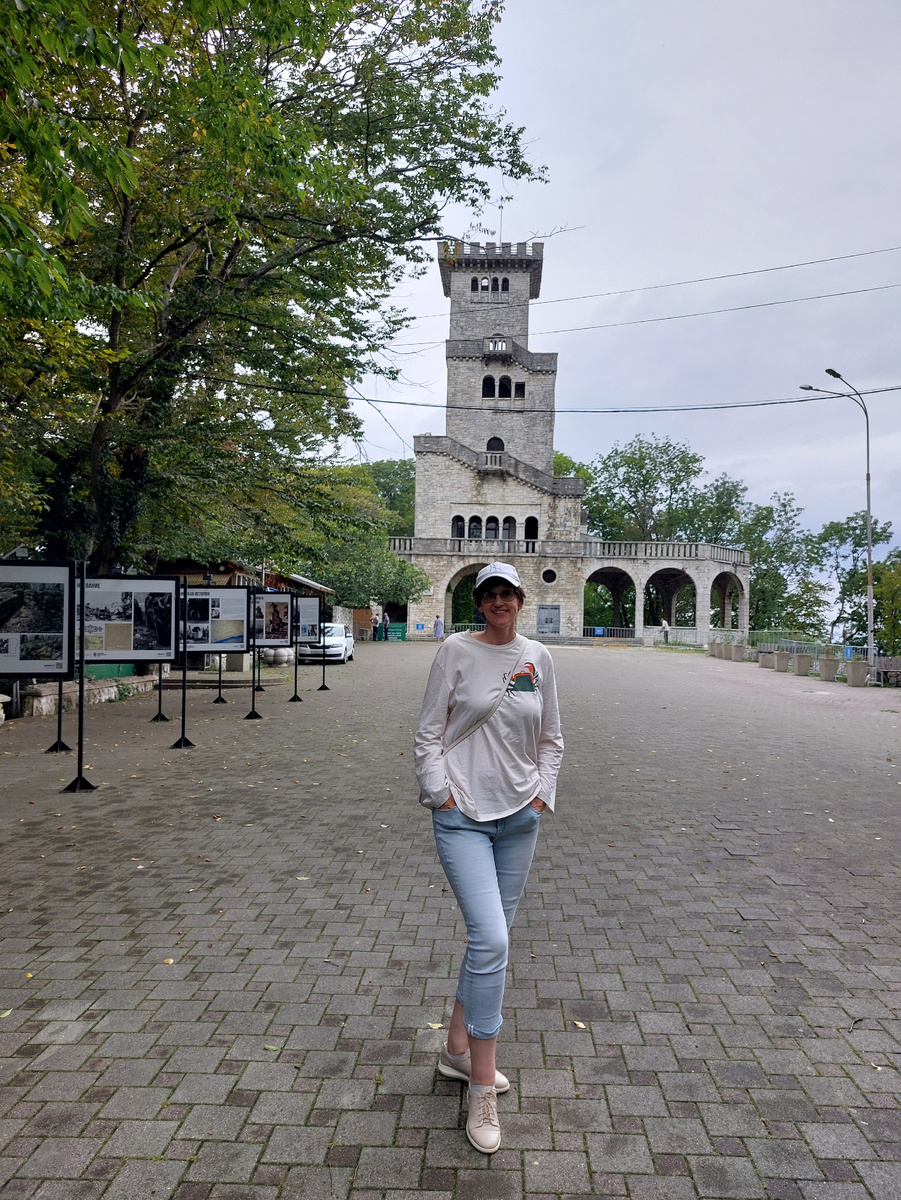 Не стоит пока туда ездить, позже объясню почему.