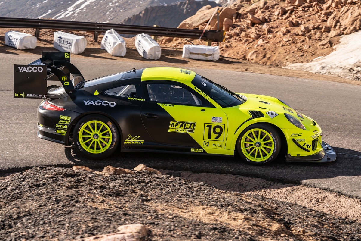 Raphael Astier на автомобиле Porsche 911 GT3 Cup Turbo