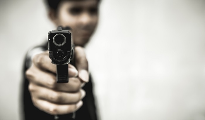    Житель Таиланда объявил себя бессмертным после трёх пуль в спину