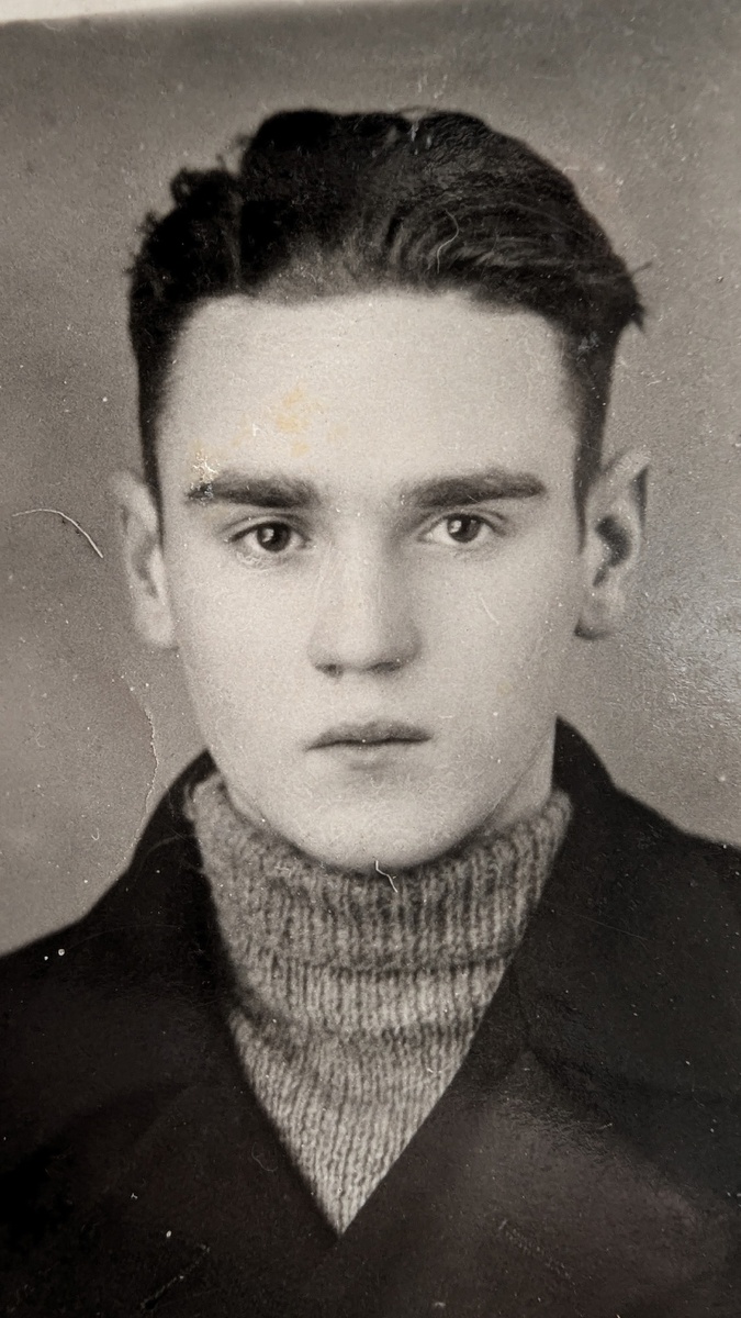Якунин Лев Владимирович 1930-1989 (мой дедушка)