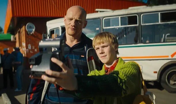 Главную роль в сериале исполнил Ярослав Могильников. Кадр из сериала "Юг", 2024, реж. Иван Соснин