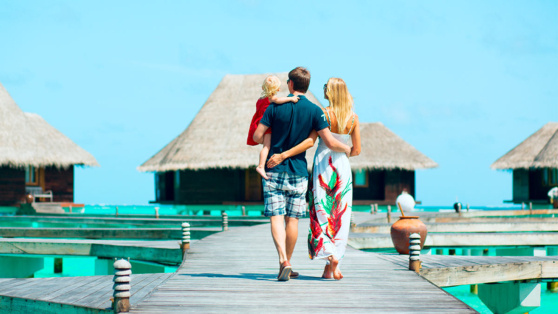    В посольстве РФ заявили об отсутствии угроз для россиян на фоне сообщений о попытке госпереворота на Мальдивах Ирина Петрова