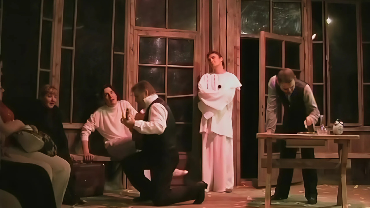                                    кадры из фильма "Машенька" 1987 года: i.ytimg.com