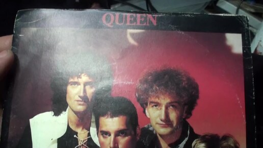 0040 Queen Radio Ga-Ga - I Go Crazy 7 single France