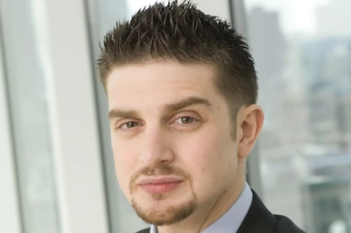    Александр Сорос.