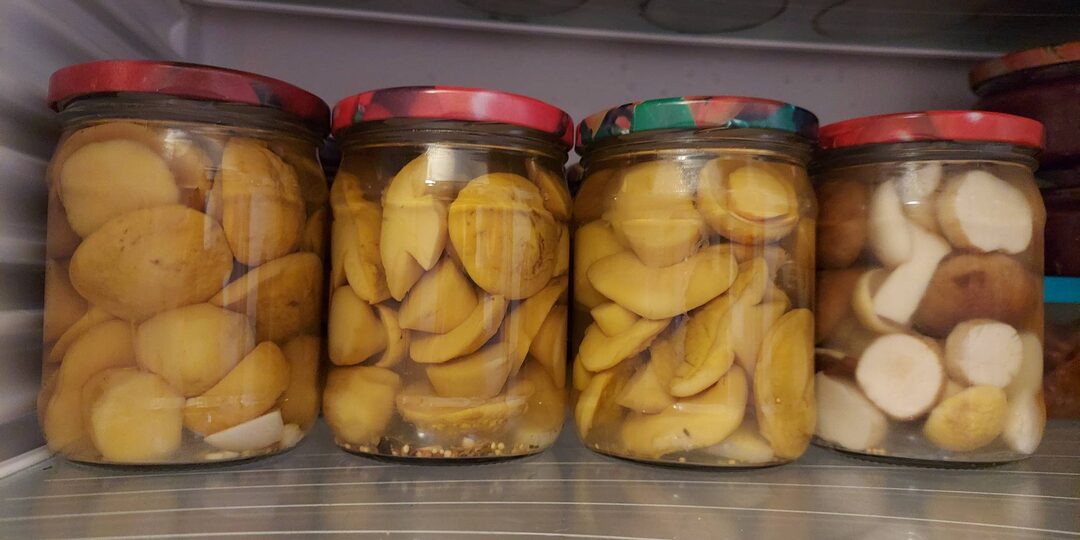 Есть способ приготовить белые грибы в маринаде так, чтобы они хрустели