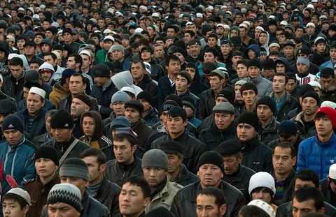 Мигранты азиаты представляют огромную угрозу для России.