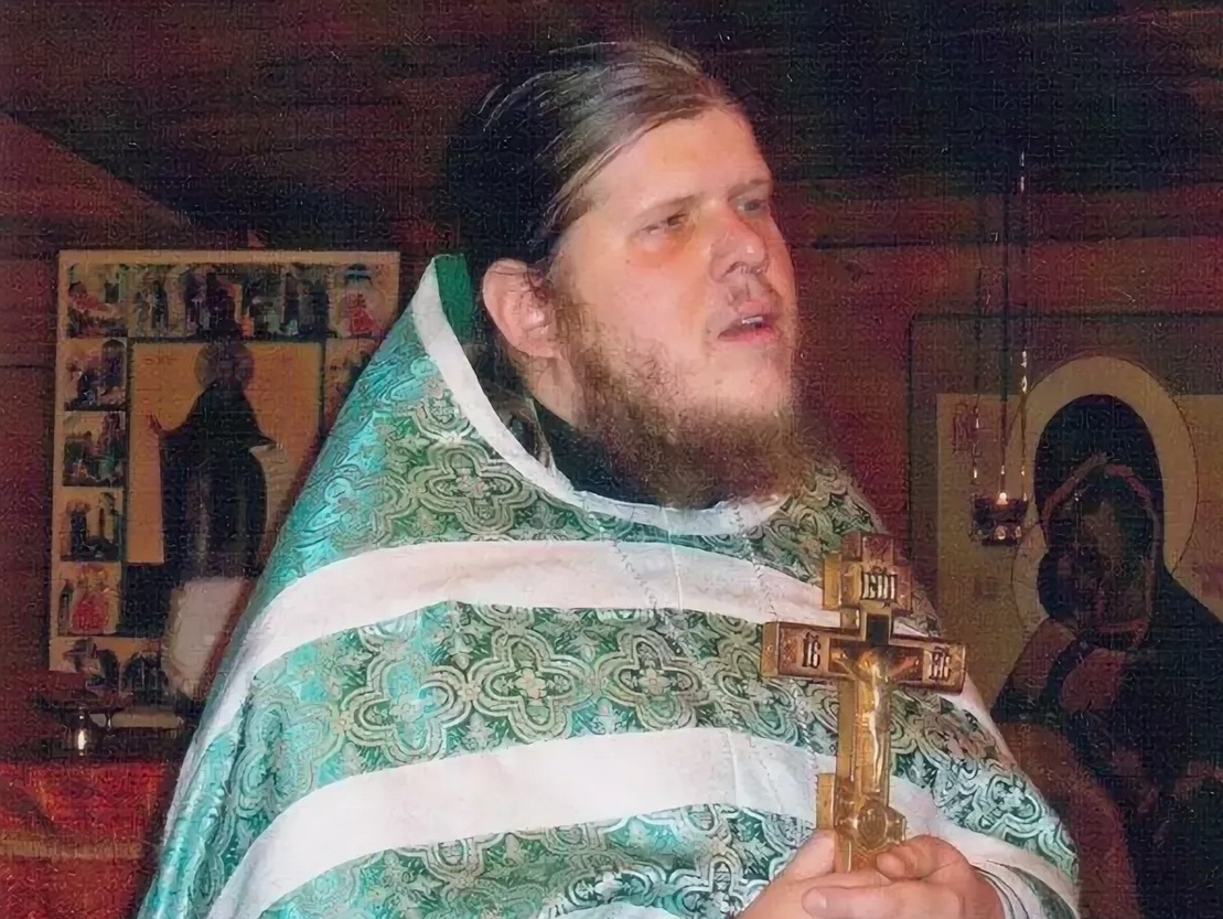 Андрей Попов