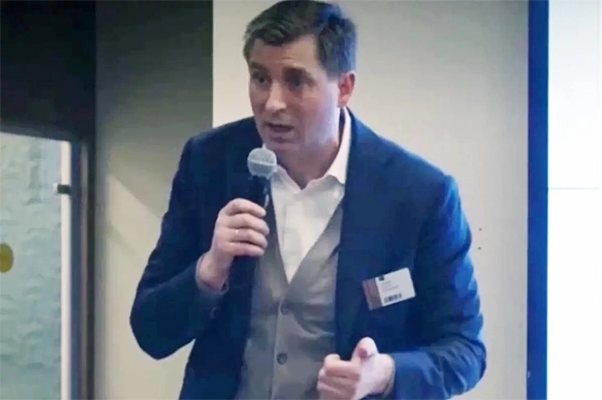    Андрей Павлов.