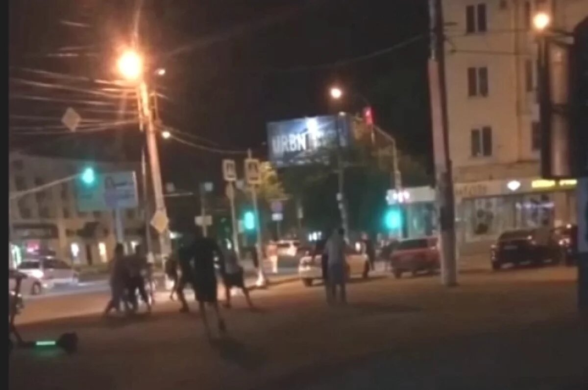    «Они душат его!»