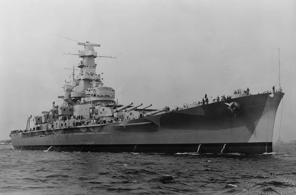 Американский линкор "Массачусетс"