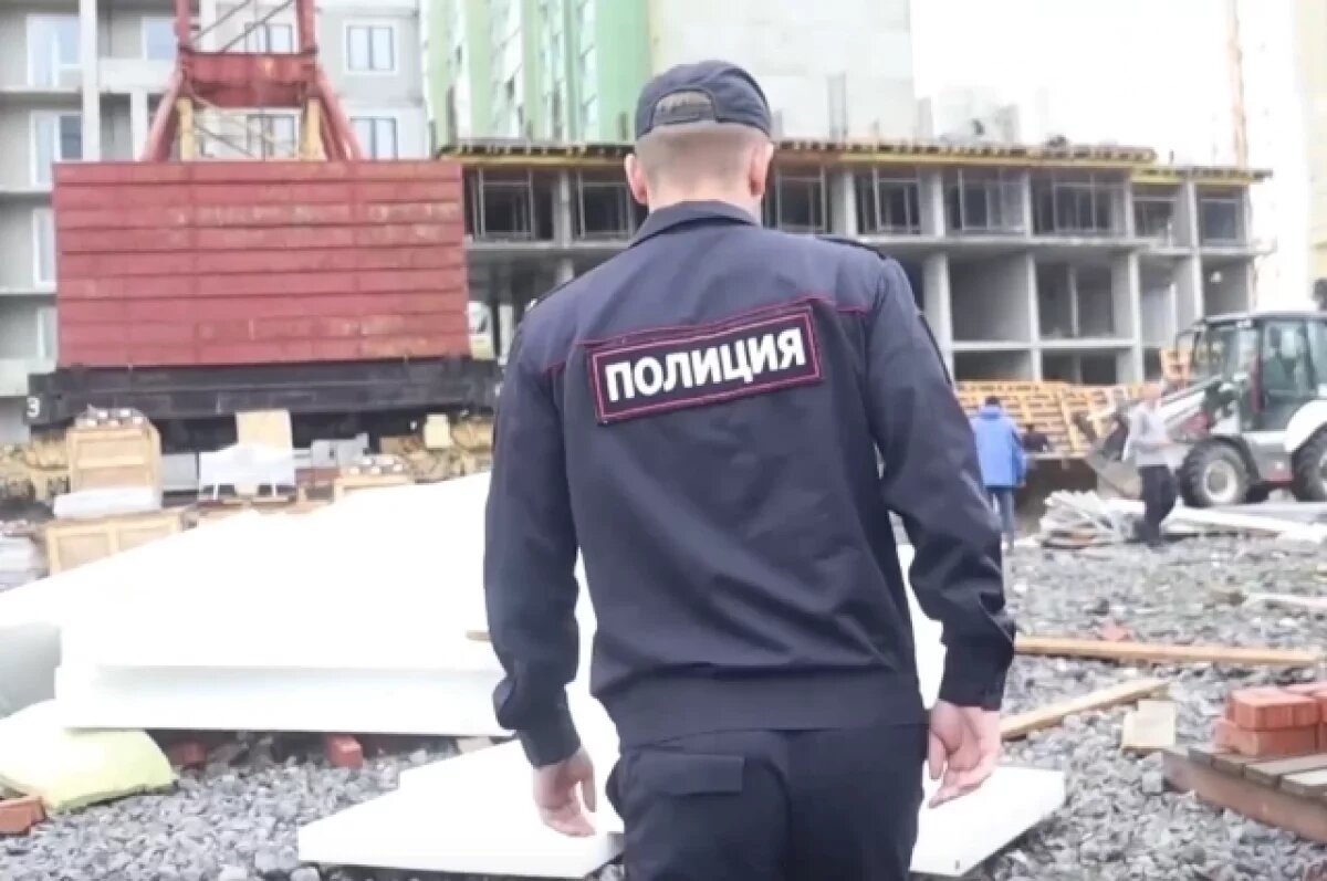    Сотрудники пПолицейские продолжают проводить рейдовые мероприятия по выявлению и пресечению нарушений миграционного законодательства.