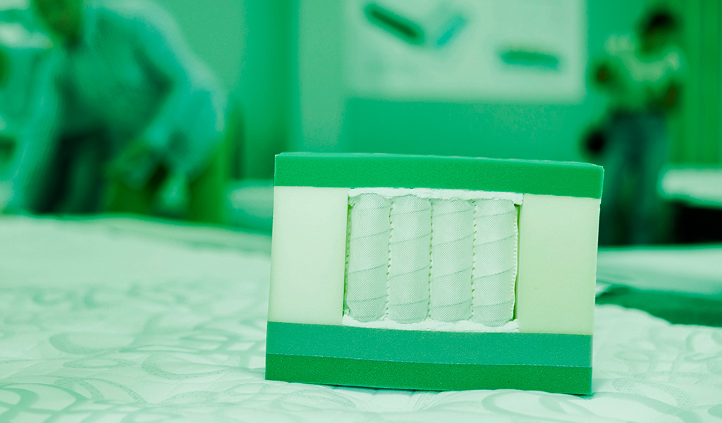     Матрасы с пружинным блоком