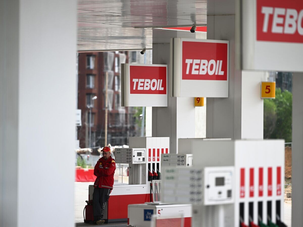    Автозаправки Shell начали работу под брендом Teboil© РИА Новости / Павел Бедняков