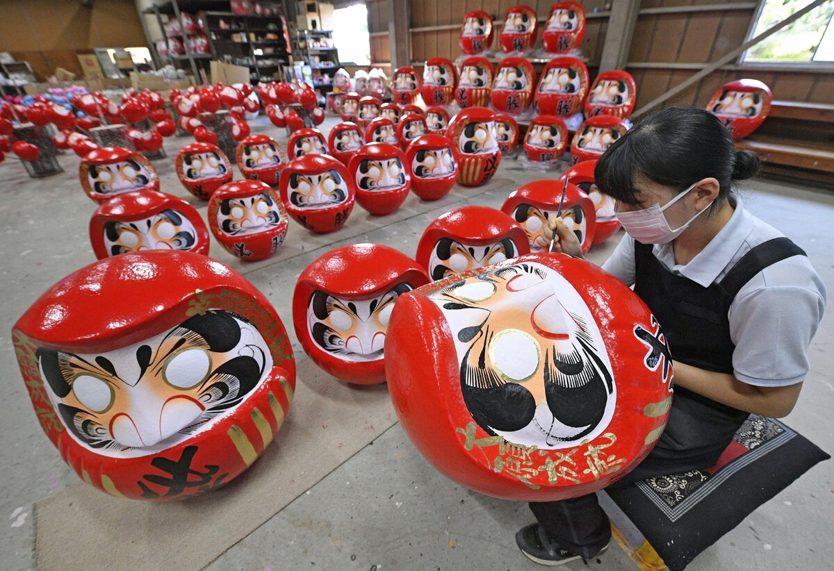    Производство дарумKyodo/Legion Media