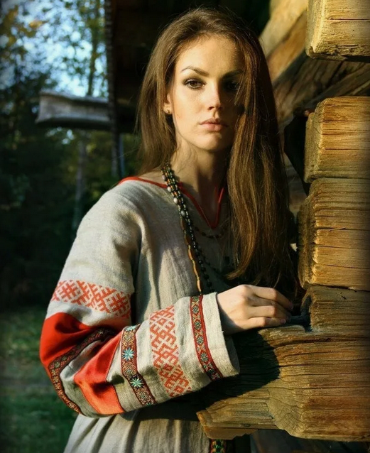 Красивая девушка