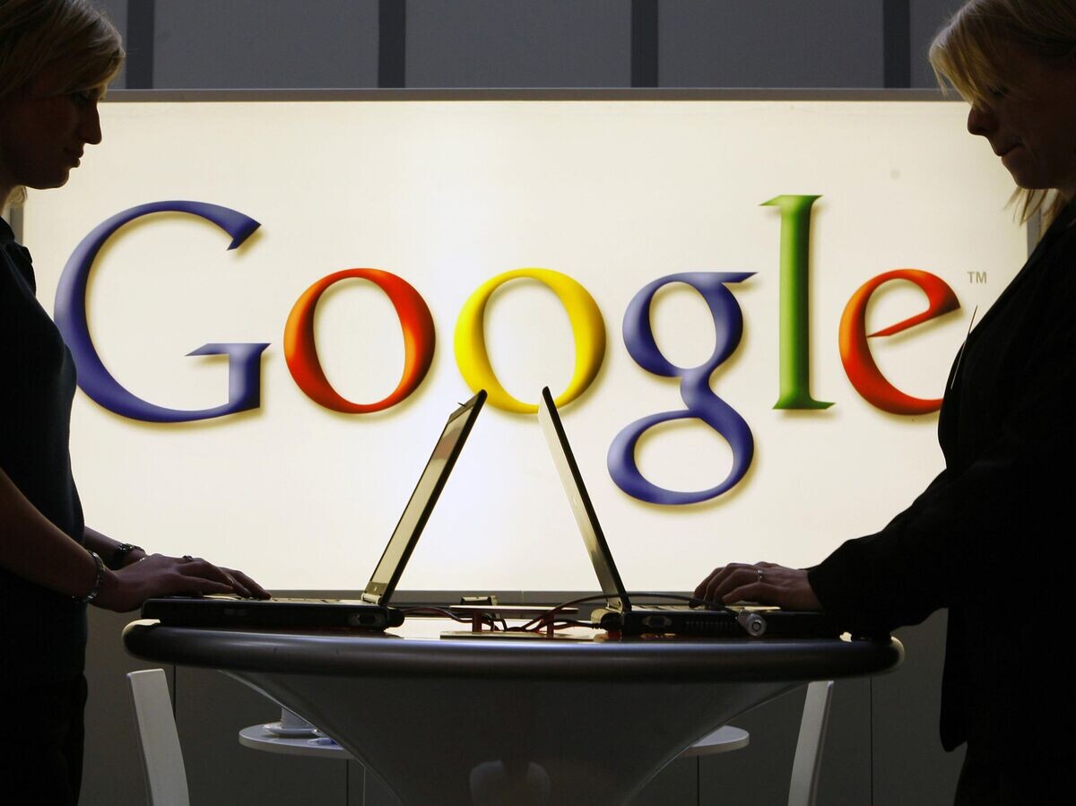    Логотип компании Google© AP Photo / Jens Meyer